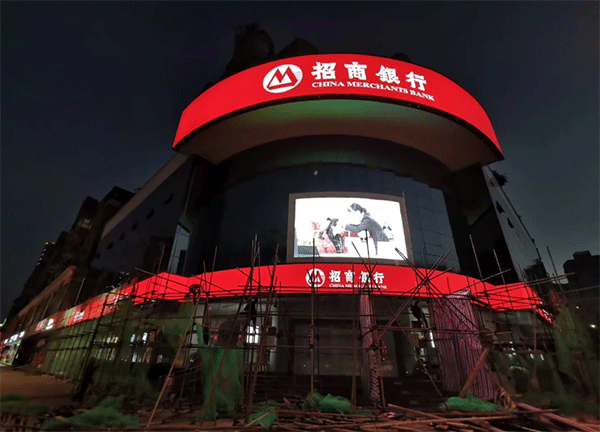 3M燈箱布VS噴繪布有哪些優(yōu)勢？